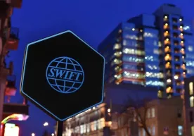 Европарламент Россияни SWIFT тўлов тизимидан узиб қўйишни таклиф қилмоқда фото
