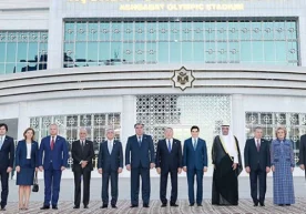 Shavkat Mirziyoyev V Osiyo o‘yinlari ochilish marosimida ishtirok etdi фото