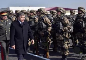 Shavkat Mirziyoyev: «Xalq bilan armiya bir bo‘lishi kerak» фото