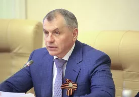 Қримда инглиз тилини мактаб дарсликларидан чиқариб ташлаш таклиф қилинди фото
