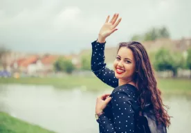 Вы хотите быть счастливым? Улыбнись тем, кому ты не нравишься, и иди дальше фото
