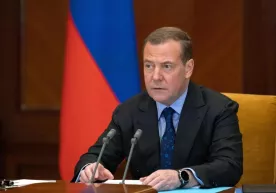 Медведев: «Агар Украинага жангчилар билан ёрдам берилса, Польшага зарба берамиз» фото