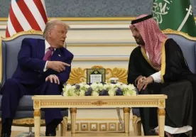 Доналд Трамп Сурияга нисбатан санкцияларни бекор қилмоқчи: «Сурияга тикланиш учун имкон берамиз» фото