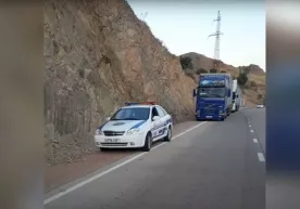 YPX inspektori yuk mashinasi oldiga yashirinib, xizmat olib borayotgani aytilgan videoga izoh berildi фото