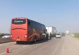 Сирдарёда автобус 3 машинага урилди, жабрланувчилар йўқ фото