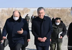 Шавкат Мирзиёев Орол денгизининг қуриган тубини бориб кўрди (фото) фото