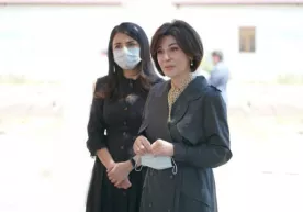 Ziroat Mirziyoyeva evakuatsiya qilingan sirdaryoliklarni yo‘qladi (foto) фото