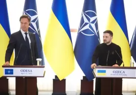 Одессада Украина президенти ва НАТО бош котиби учрашди фото
