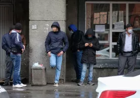 Rossiyaning o‘ndan ortiq mintaqasida migrantlarning ayrim sohalarda ishlashi taqiqlandi фото