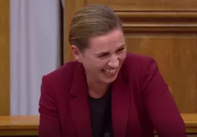 Туя қилиб кетмадик — туя сотиб олдик. Дания парламенти йиғилишидаги кулгихонлик (видео) фото