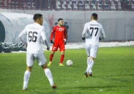 Superliga. "Navbahor" o‘z maydonida "Surxon"ni mag‘lub etdi фото