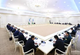 Президент йиғилиши: ҳар йили 200 минг бўш иш ўрни пайдо бўлмоқда фото