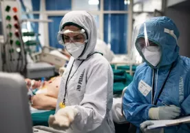 Россияда бир суткада 98 минг кишида коронавирус аниқланди фото