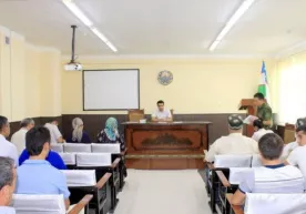 Андижонда фирибгар аёллар қалбаки дипломни 2100 АҚШ долларига пулламоқчи бўлишди фото
