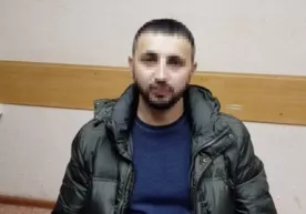 Rossiyada tug‘uruqxona yonida qurbonlik uchun qo‘y so‘ygan shaxs bezori sifatida hibsga olindi фото