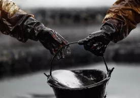 Нефть оласиз, эвазига пул беришади. Нега бундай бўлди? фото