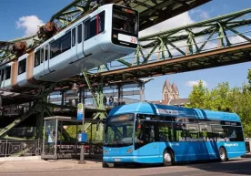 Germaniyada axlat yoqilg‘isiga yuradigan avtobuslar paydo bo‘ldi фото