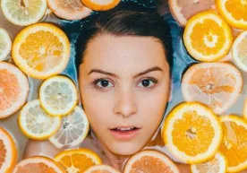 Organizmde C vitamini eksikliğinin belirgin belirtileri фото