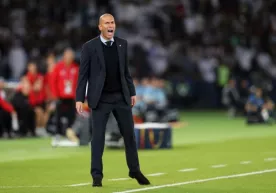 Zidan: "Futbolchilarimni ayblay olmayman, ular harakat qilishdi" фото