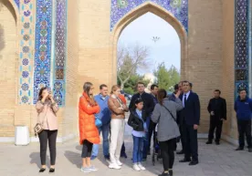 Rossiyalik mehmonlar Samarqand shahrini ziyorat qilishdi (foto) фото