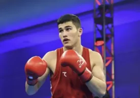 World Cup. Jawohir Ummataliyev defeats host boxer to win gold medal фото