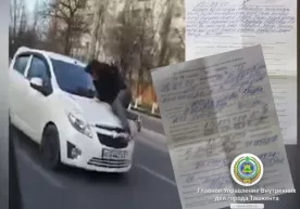 Машина капотида дўстини “сайр қилдирган” қизга чора кўрилди (видео) фото