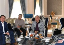 Foto: Nursulton Nazarboyev Toshkentda Golovkinning jangini tomosha qildi фото