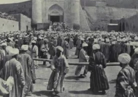 Тахт теграсидаги иғво ва низолар фото