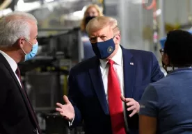 Трамп уч ой ичида овоз бериш бўйича Байден билан орасидаги фарқни 7 фоизгача қисқартирди фото