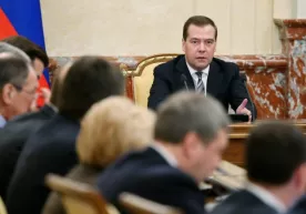 Россия ҳукумати бугун истеъфога кетади фото