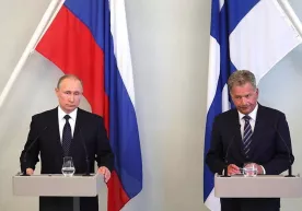 Финландия президенти Путинга қўнғироқ қилиб, мамлакат ҳар қанақасига НАТОга киришини айтди фото