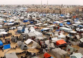 Isroil harbiylari Rafahda yig‘ilgan 1,4 million falastinlikni gumanitar anklavlarga ko‘chirmoqchi фото