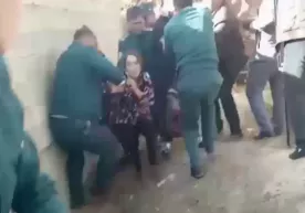 Samarqandda ichki ishlar xodimlari tadbirkor ayollarga kuch ishlatdi фото