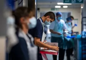 Olimlar qashshoq va boy davlatlardagi koronavirus bilan bog‘liq o‘lim dajarasini baholadi фото