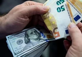 Центробанк обновил валютные курсы фото
