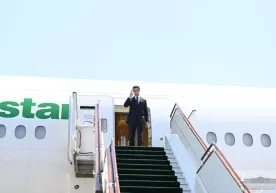 Туркманистон президенти давлат ташрифи билан Ўзбекистонга келди фото