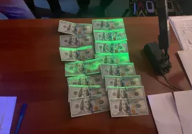 Samarqandda hokim yordamchisi pora bilan qo‘lga olindi фото