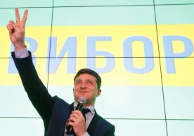 Zelenskiy Ukraina prezidentligi uchun saylovlarda yetakchilik qilyapti фото