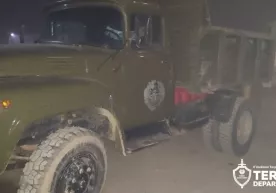 Fuqaro janjal sababli «ZIL»da 46 yoshli erkakning qo‘lini bosib ketdi фото