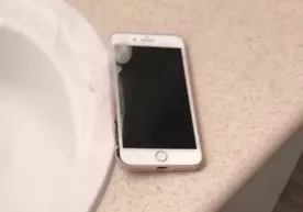 Америкалик аёлнинг iPhone 7 Plus смартфони портлаб кетди (Видео) фото