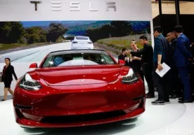 Янги «Tesla» ҳақида маълумот: 3 сонияда 100 км/соат тезлик фото