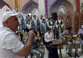 Kun videosi: Zoyir Mirzayev ijrosida «Gulzorim» ashulasi фото