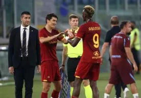 Mourino ishongan futbolchi bugungi o‘yinni o‘tkazib yuboradi. Bu Shomurodov uchun imkoniyat фото