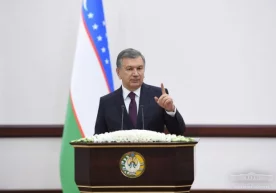 Mirziyoyev: “Qarsaklar, balandparvoz gaplarga chek qoʻyib, har bir xonadon, shaxs bilan alohida ishlash zarur” фото