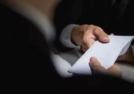 Андижонда суд раиси қўлга олинди: 30 минг долларлик пора операцияси фош этилди фото