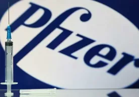«Pfizer» koronavirusga qarshi vaksinasi haqida shov-shuvli bayonot berdi фото