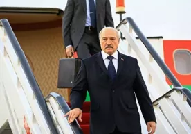 Лукашенко Москвага келди. У Путин билан Россия ва Беларусь бирлашуви режасини тасдиқламоқчи фото