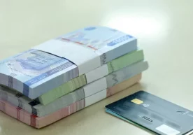 Тошкентда таксичи ухлаб қолган йўловчи номига кредит олгани аниқланди фото