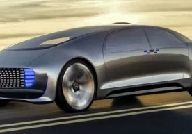 Mercedes-Benz yangi brend ostida elektromobil ishlab chiqarmoqchi фото