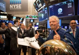 Миллиардер Ричард Брэнсоннинг зарардаги Virgin Galactic компанияси икки ойда 5 млрд долларга қимматлашди фото